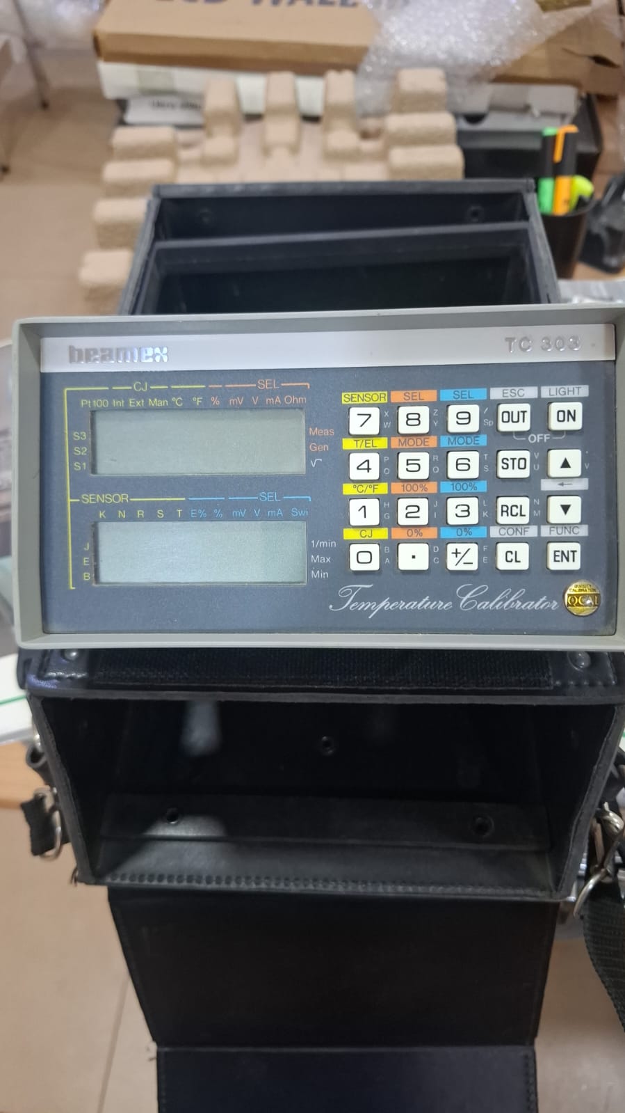 TEMPERATURE CALIBRATOR