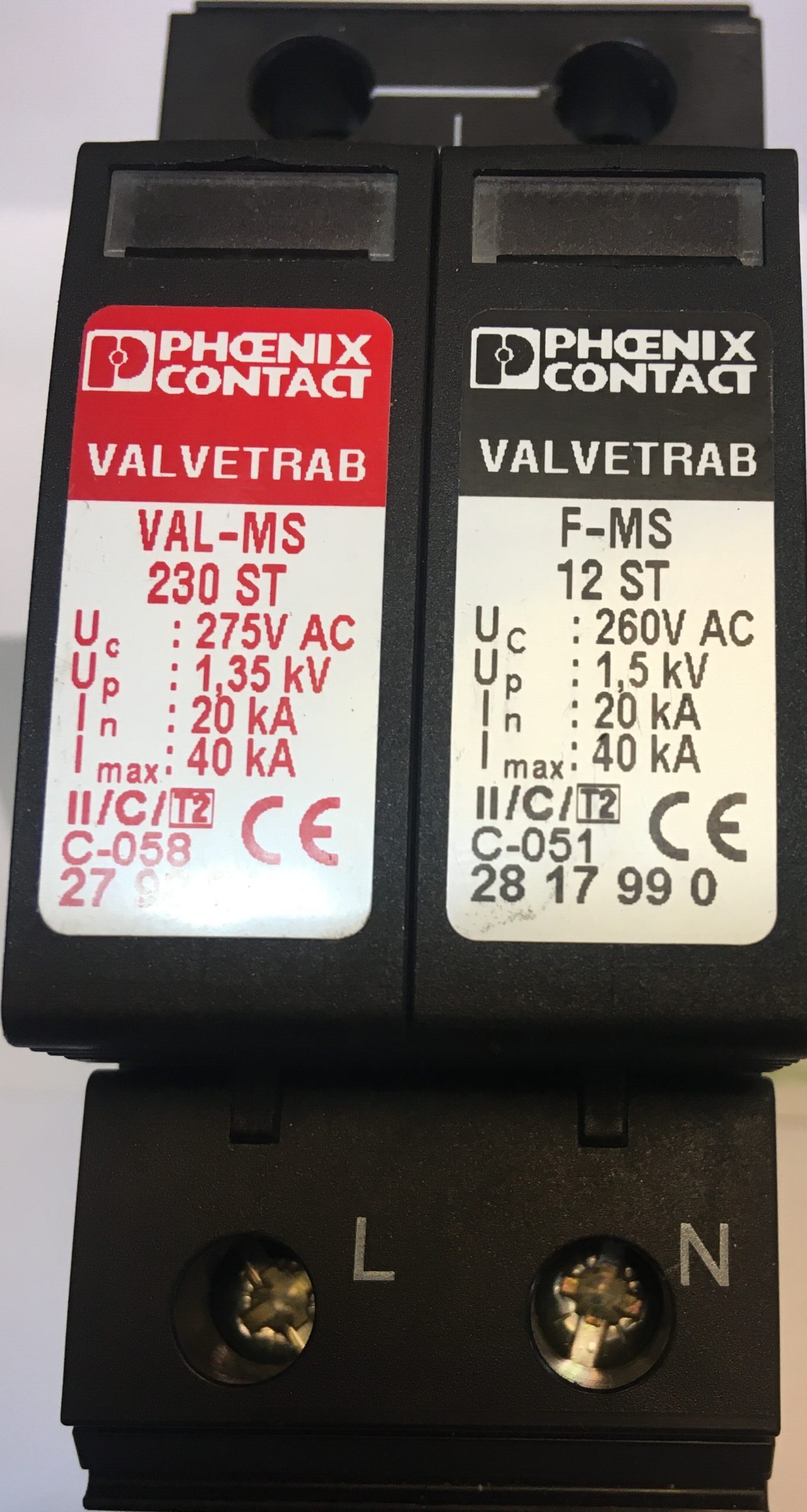 Surge Protection Device Medel CN-UB-280DC-SB-PHOENIX Made by Phoenix Operation parameters Lightning Surge Protector 280 V, 20KA Output Voltage 280