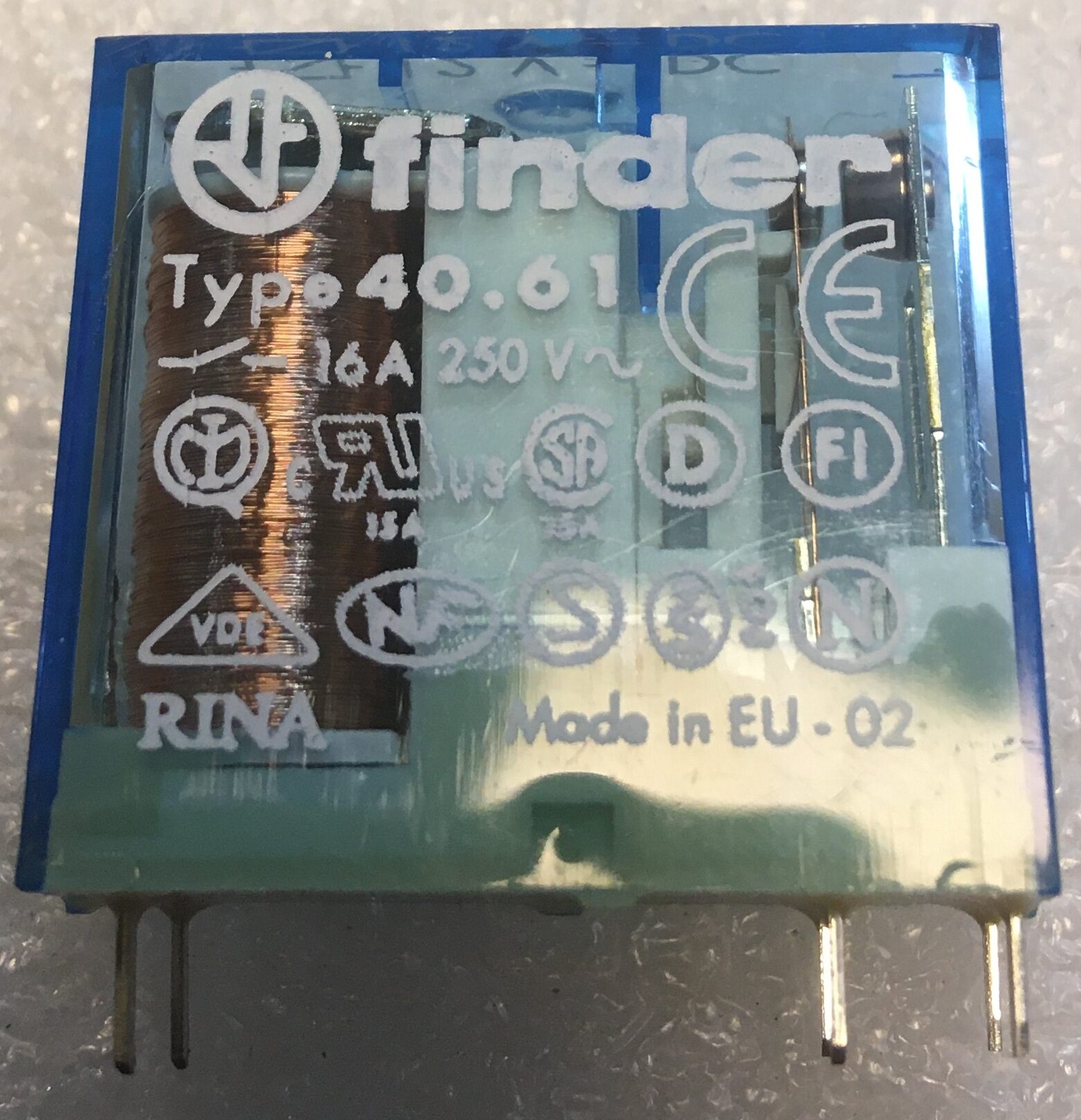 Power Relay, Model: FINDER 40.61.9.12 technology: Coil 220 Ω Contact Type: NOR Configuration: SPST Coil Voltage: 12VDC Package Type: RT Contact Voltage: 250 Rated Current: 16 Brand: FINDER